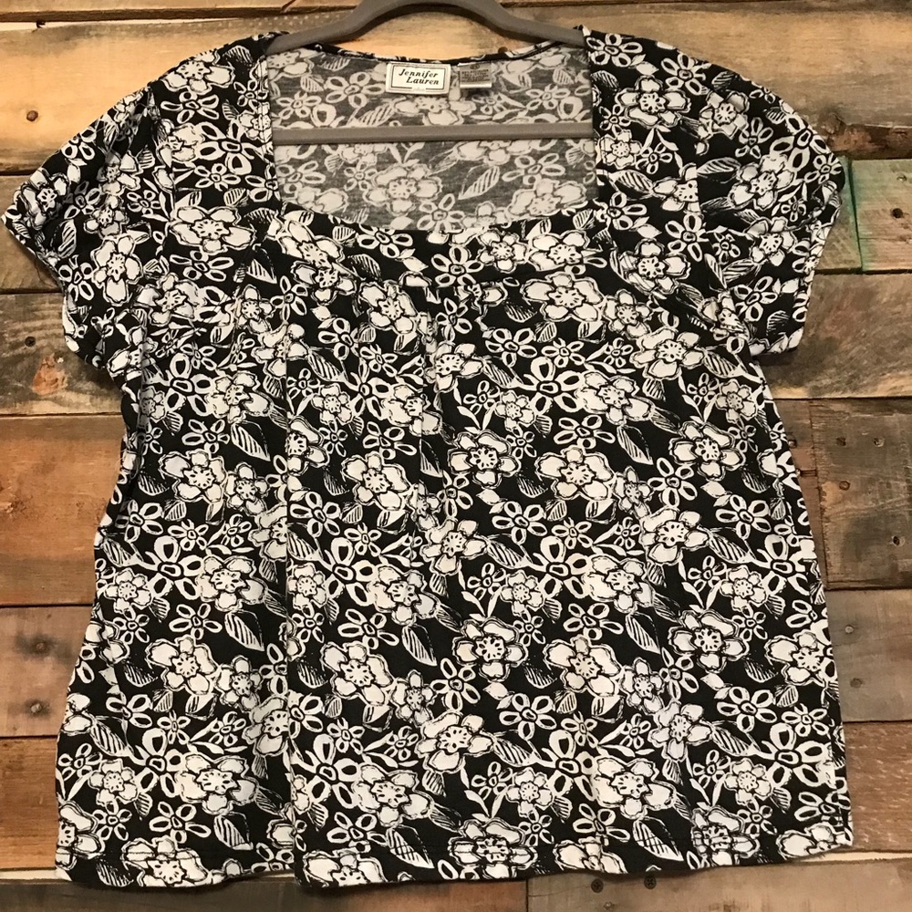Jennifer Lauren black and white floral shirt